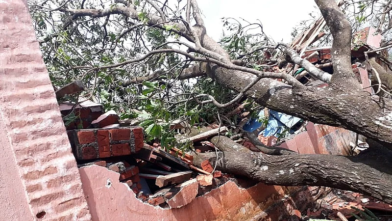 side effects of cyclone on education building in ratnagiri