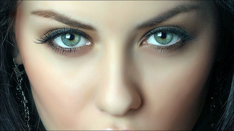eyes.jpg