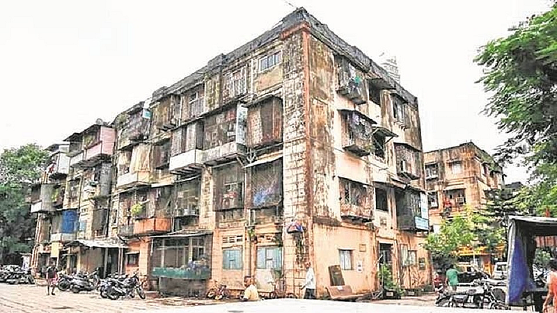 घराच्या प्रतीक्षेत अनेकांनी डोळे मिटले, कित्येकांनी मुंबई सोडली; आतातरी मूळ घरात जाऊ द्या....
