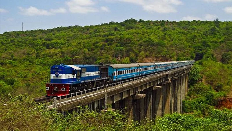 गणेश उत्सवासाठी कोकणात जाणाऱ्या सेंट्रल रेल्वेच्या गाड्यांची संपूर्ण यादी