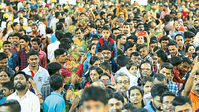 Pune ganesh-bhakat