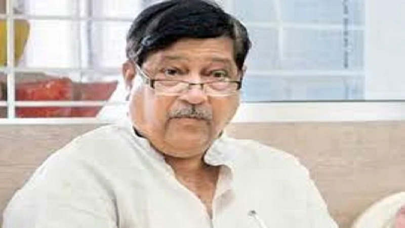 खासदार गिरीश बापट