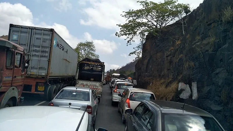 kasara ghat jam.jpg
