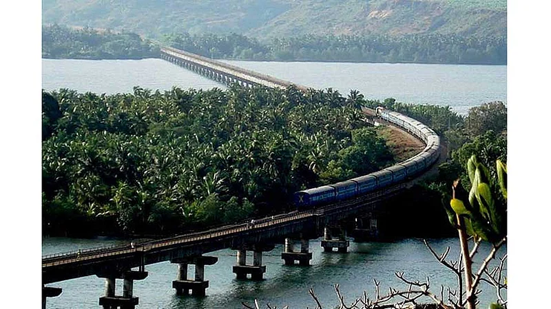 Opposition To Privatization Of Konkan Railway Statement To Railway Minister