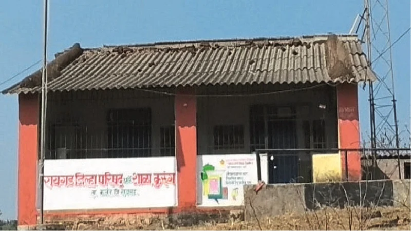 कर्जत : कुरुंग जिल्हा परिषद शाळा