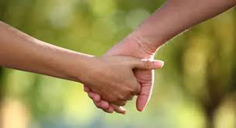 The lover was hiding in the house of the beloved for a month