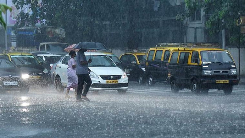 सावधान ! ऑरेंज अलर्ट जारी, मुंबईमध्ये दोन दिवसात मुसळधार पाऊसाची शक्यता