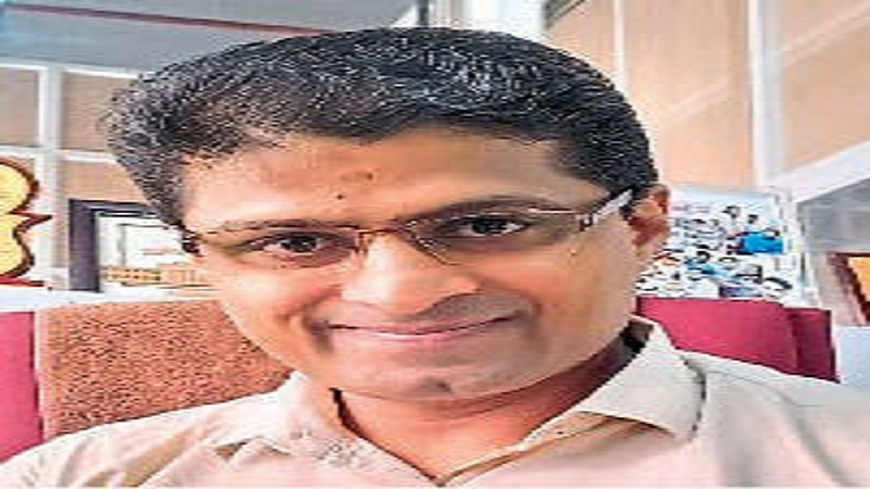 Facilitate the process of experiments in chemistry Dr. Bhalchandra Kakade story by kolhapur