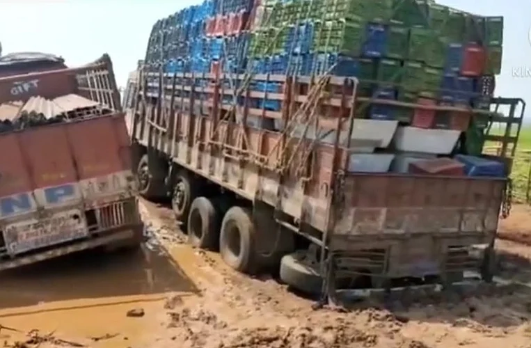 accident increases due to dangerous aalapalli sironcha highway in aheri