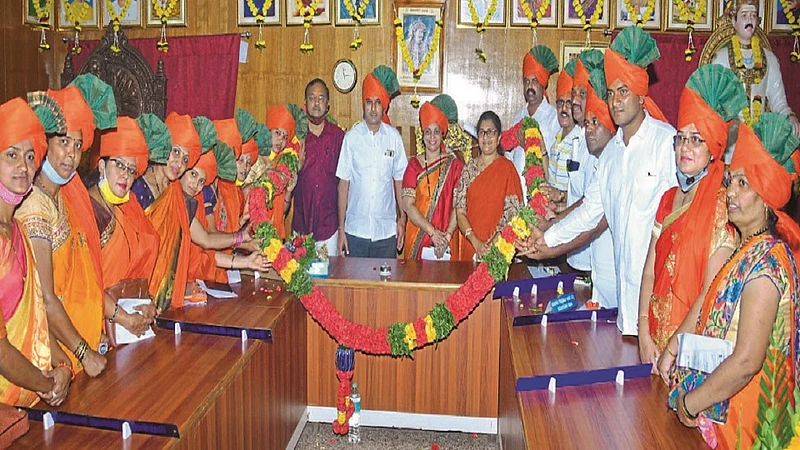 Jaywant Bhatale as Nipani Mayor Anita Bagde unopposed as Deputy Mayor belguam