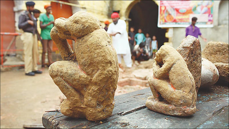Idols artefacts found at Hindu temple in Karachi