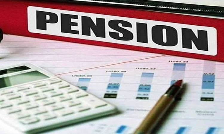 Akola News: Teachers hopes dashed for old pension scheme, July 10 notification canceled