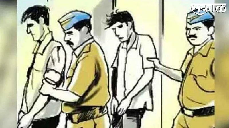 crime case in guhagar 7 lakh rupees pistol stolen from working place in ratnagiri