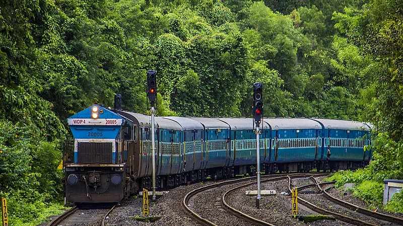 konkan railway route start again from ratnagiri and konkan section with time table