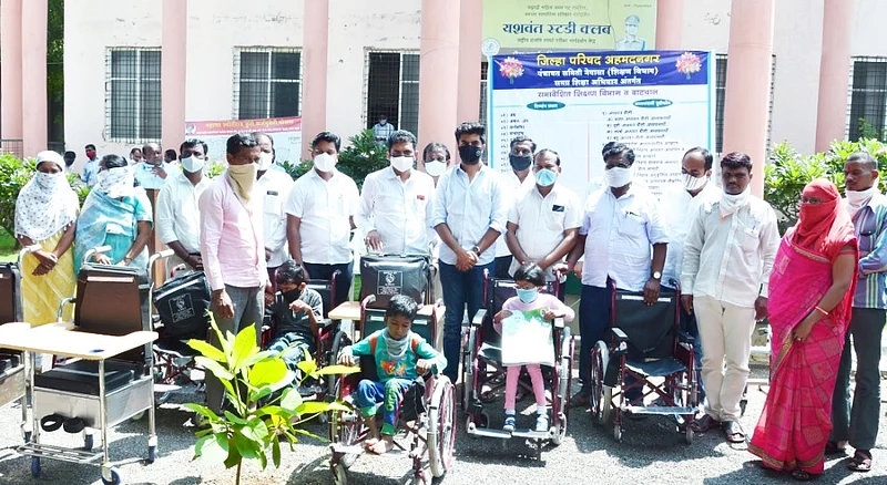 Distribution of bicycles by Udayan Gadakh in Newase taluka