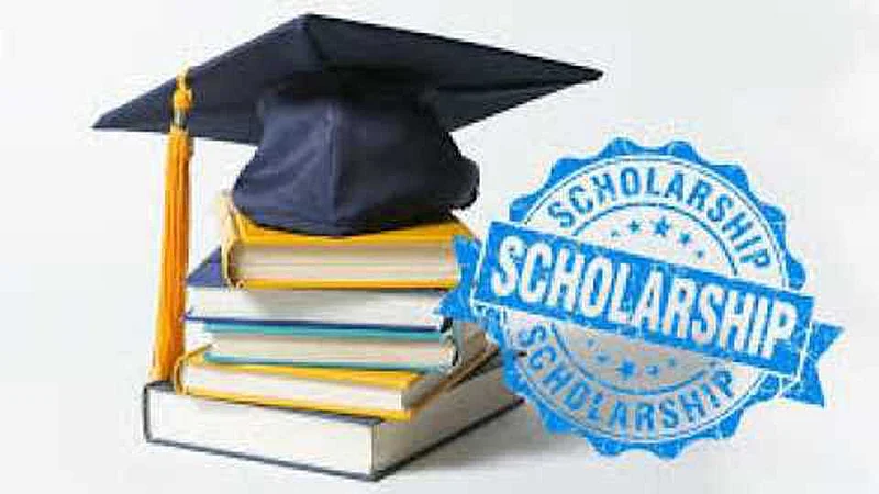 central government not give fund for scholarship of cleaning workers children