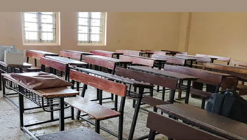 only few student came in school on first day in nagpur