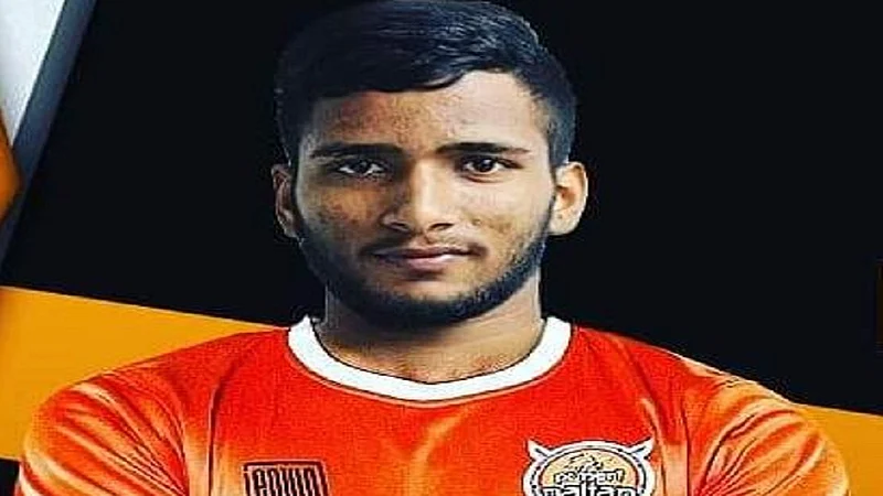 shubham shinde the kabaddi player from ratnagiri selected in indian kabaddi team