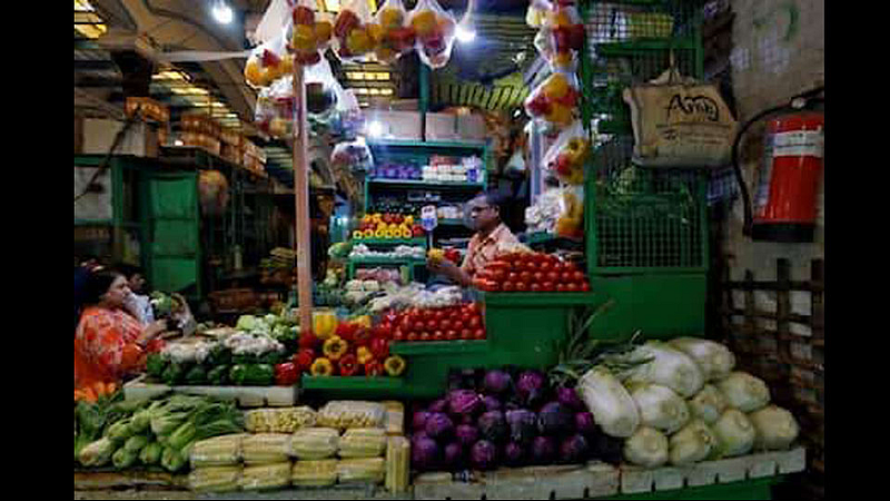 jeweller selling vegetables due to lockdown inspiration at jaipur