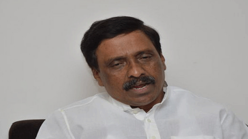 Stop flyover construction until quality inspection say vinayak raut