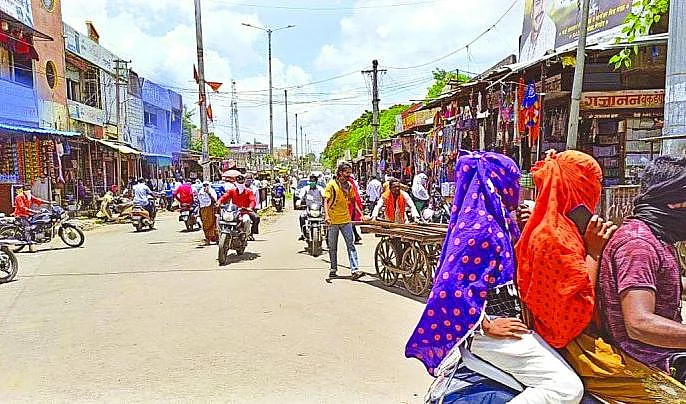 Akola Washim Marathi News This city of Balasaheb was ruined by the royal shelter !, an abusive alliance for power; The leader became the contractor