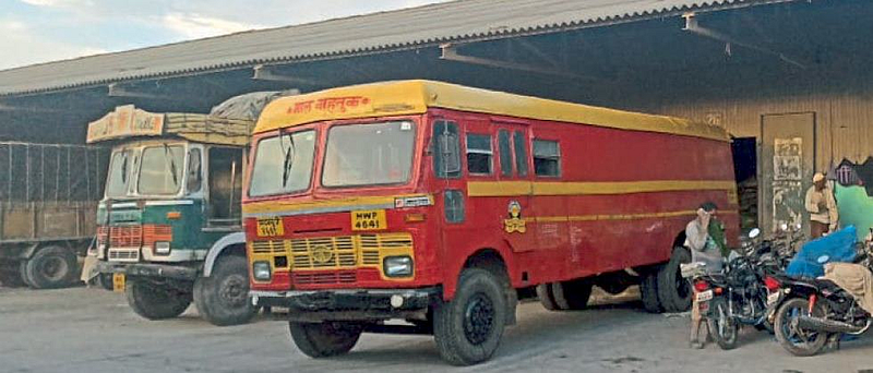 0st_bus_web_2.jpg