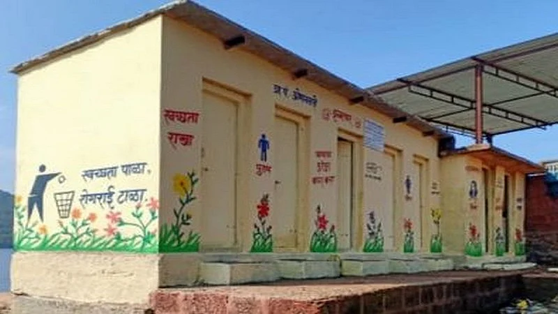 over 350 public toilets build in Yavatmal district