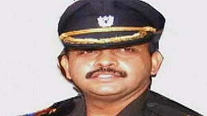 मालेगाव बॉम्बस्फोटाच्या आरोपामधून मुक्त करा; पुरोहितची उच्च न्यायालयात याचिका