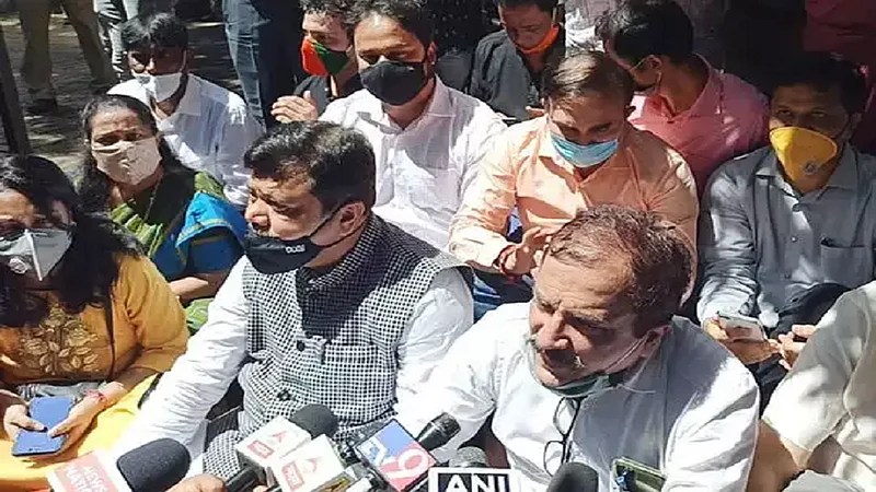 नांगरे पाटील आणि दरेकरांच्या चर्चेदरम्यान आला गृहमंत्र्यांचा कॉल, मग घडलं असं की...