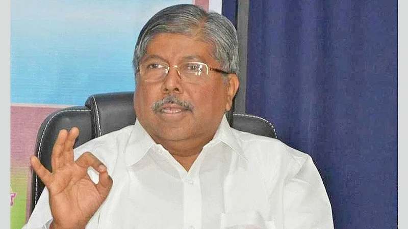 'मराठा समाजातील काही बड्या नेत्यांनाच आरक्षण नकोय'; चंद्रकांत पाटील यांचा सरकारवर घणाघात