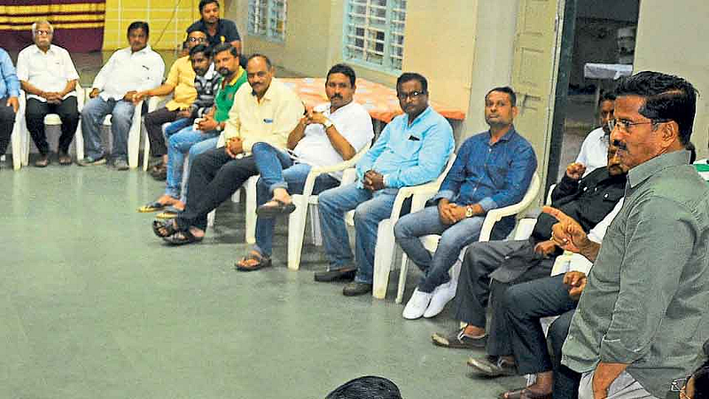 ‘रेडझोन’वरून कोल्हापूर पालिकेविरोधात याचिका; राजारामपुरी मंडळांचा निर्णय