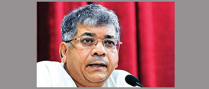 ब्रेकिंग : पंतप्रधान मोदींवर मनुष्यवधाचा गुन्हा दाखल करा : असे कोण म्हणाले वाचा सविस्तर