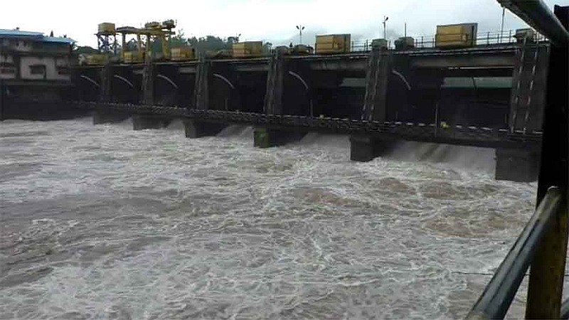 दोडामार्ग : तिलारी धरणाचे चारही दरवाजे मध्यरात्री उघडणार