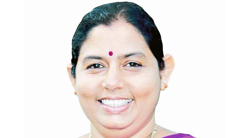 Korgaonkar Rebellion In Sawantwadi City President Election
