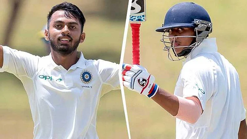 India scored four hundred runs in the day