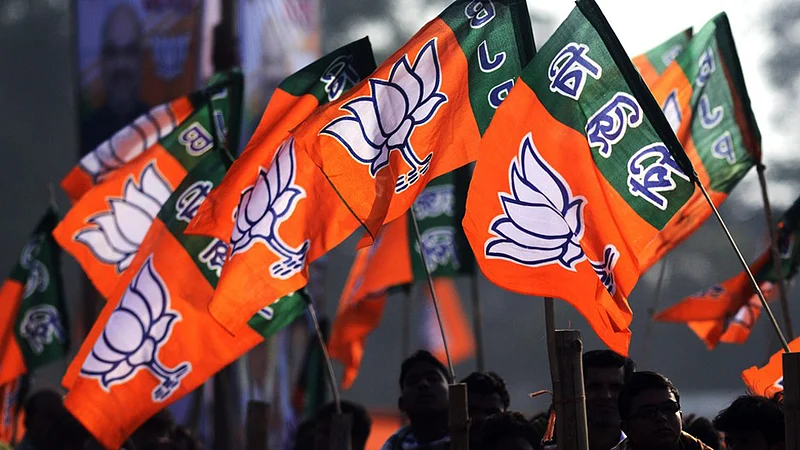भाजप, काँग्रेसला आता बंडखोरांची डोकेदुखी