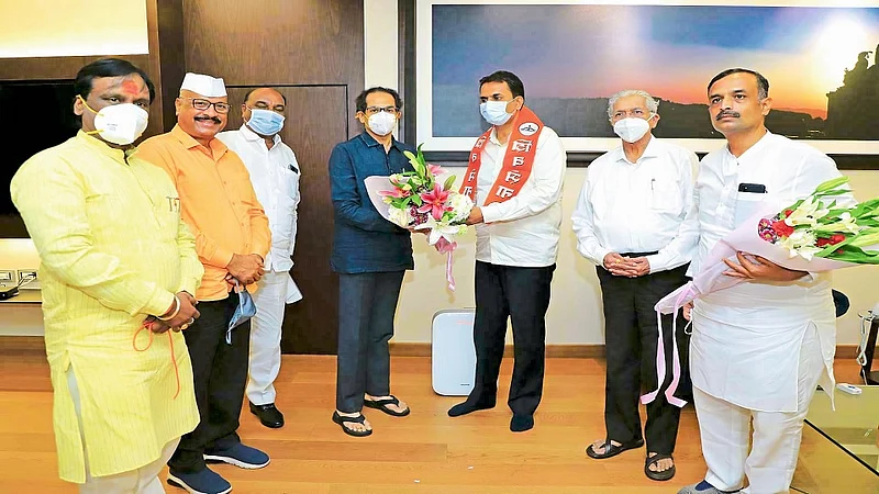 Ex MLA Nitin Patil Join Shiv Sena