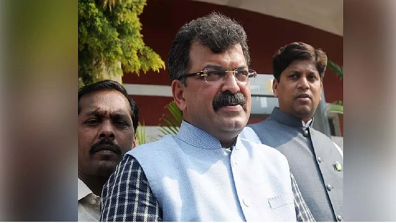 जितेंद्र आव्हाड यांची सूचना तरी ऐका, भाजपची मागणी