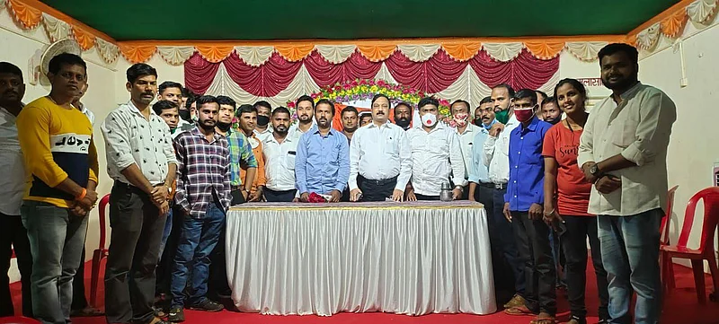 Uparkar said, Take action against the illegal trade in konkan