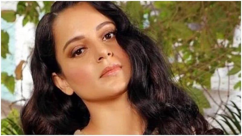 Kangana ranaut tweet against farmer strike in Delhi she trolled}