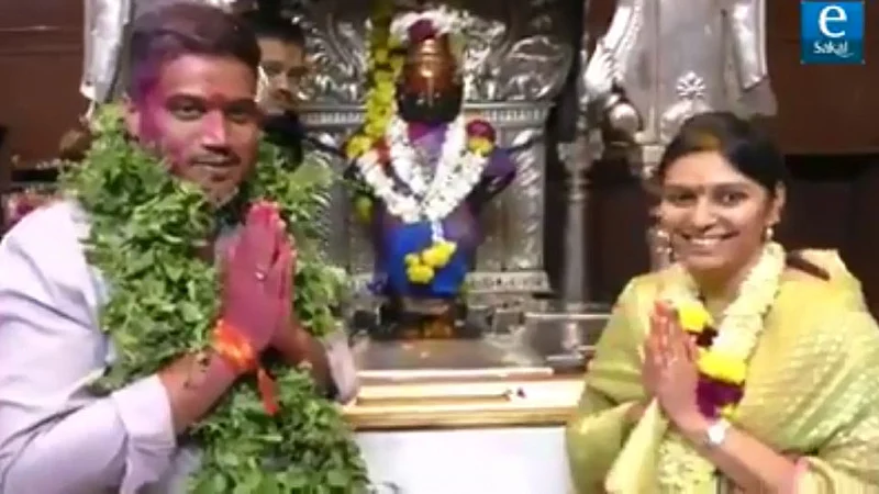 MLA Rohit Pawar visits Vitthal temple Pandharpur after Vidhansabha Victory