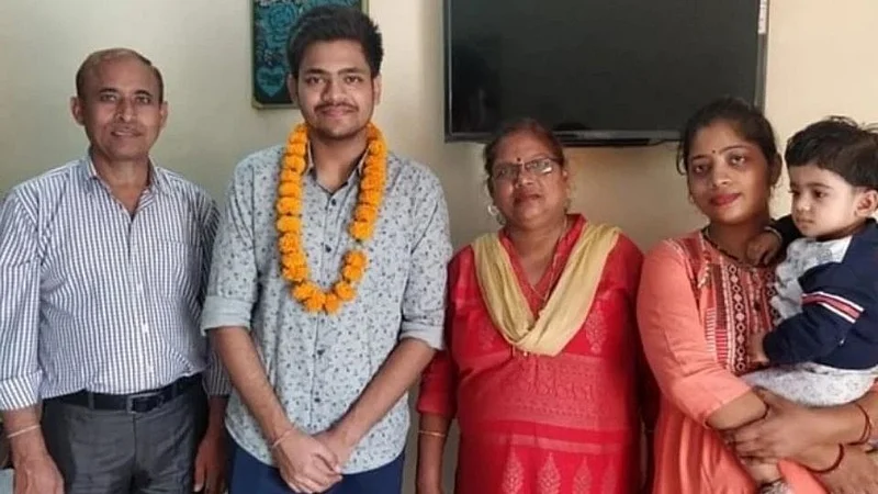 Mayank_Pratap_Singh