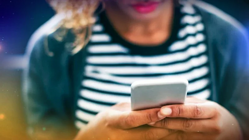 Nomophobia disease young people due to mobile