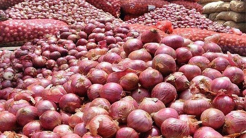 Onion latest marathi news