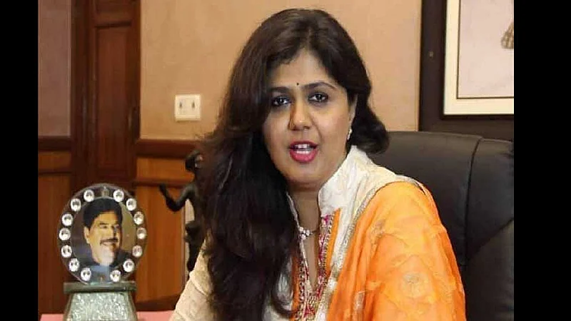 Possibility of Pankaja Munde will enter in RSP.jpg