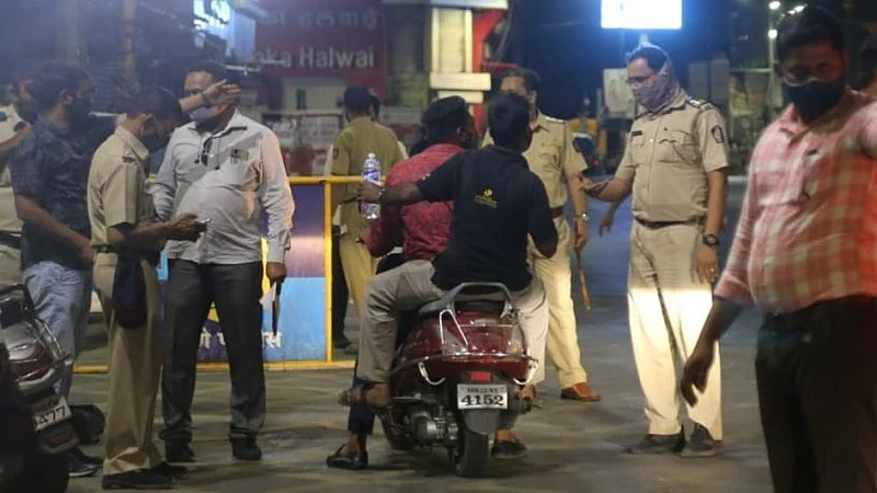 Pune city Corona 11 police died till now