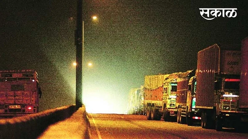 truck robbery}