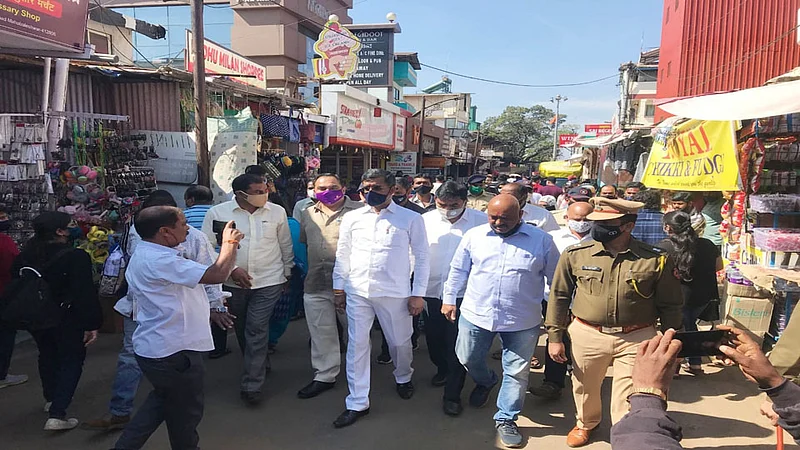 मै हूं ना! महाबळेश्वरातील पर्यटकांना गृहराज्यमंत्र्यांचा दिलासा}
