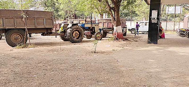 Tractor
