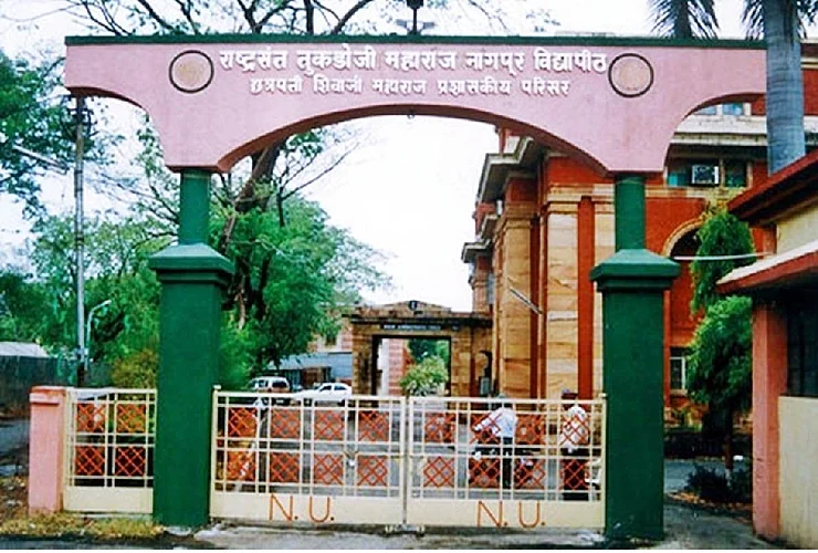 B ed students face problem for offline exam due to covid in nagpur